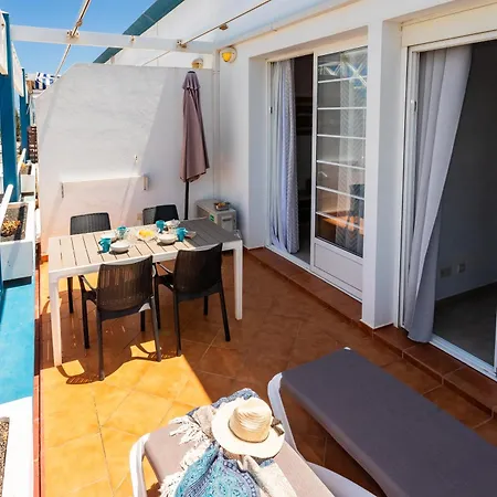 Pluton Apartamento *