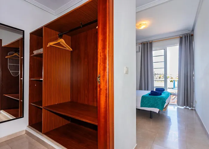 Pluton * Puerto del Carmen (Lanzarote)